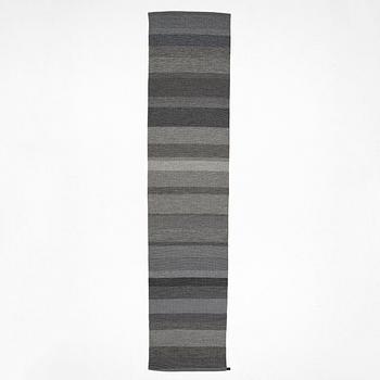 Gallerimatta, Kasthall, ca 390 x 90 cm.