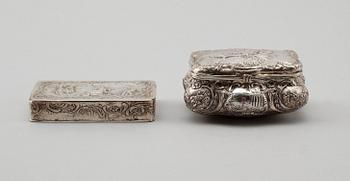 DOSOR, 2 st, silver, 1800-/1900-tal. Vikt ca 212 gram.
