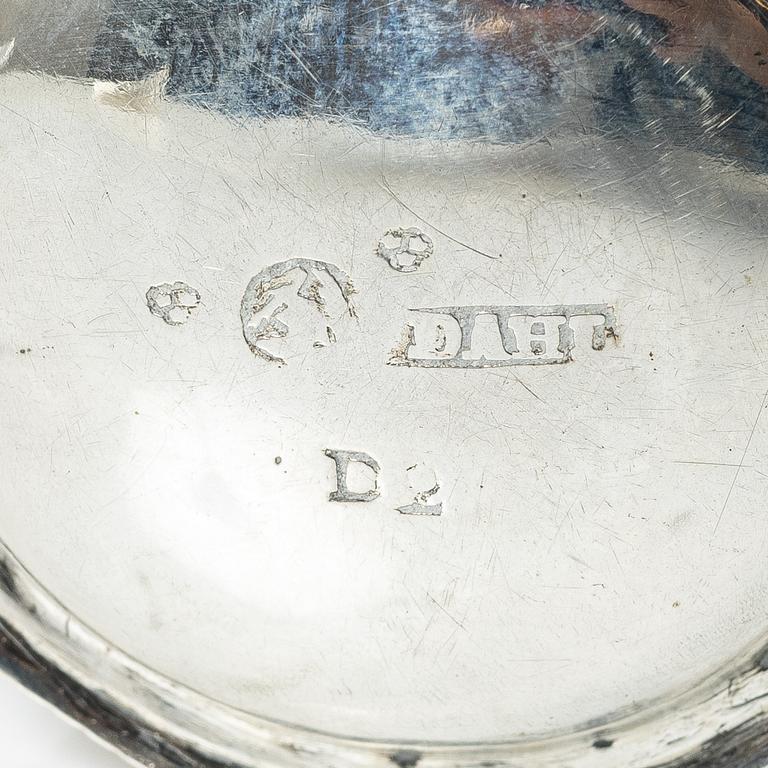 A set of three 18th/19th century silver snuff boxes.