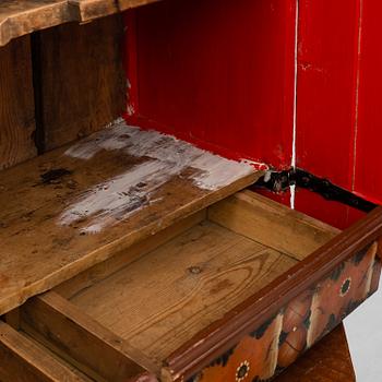 A swedish cupboard, probably Dalarna, early 19th century.