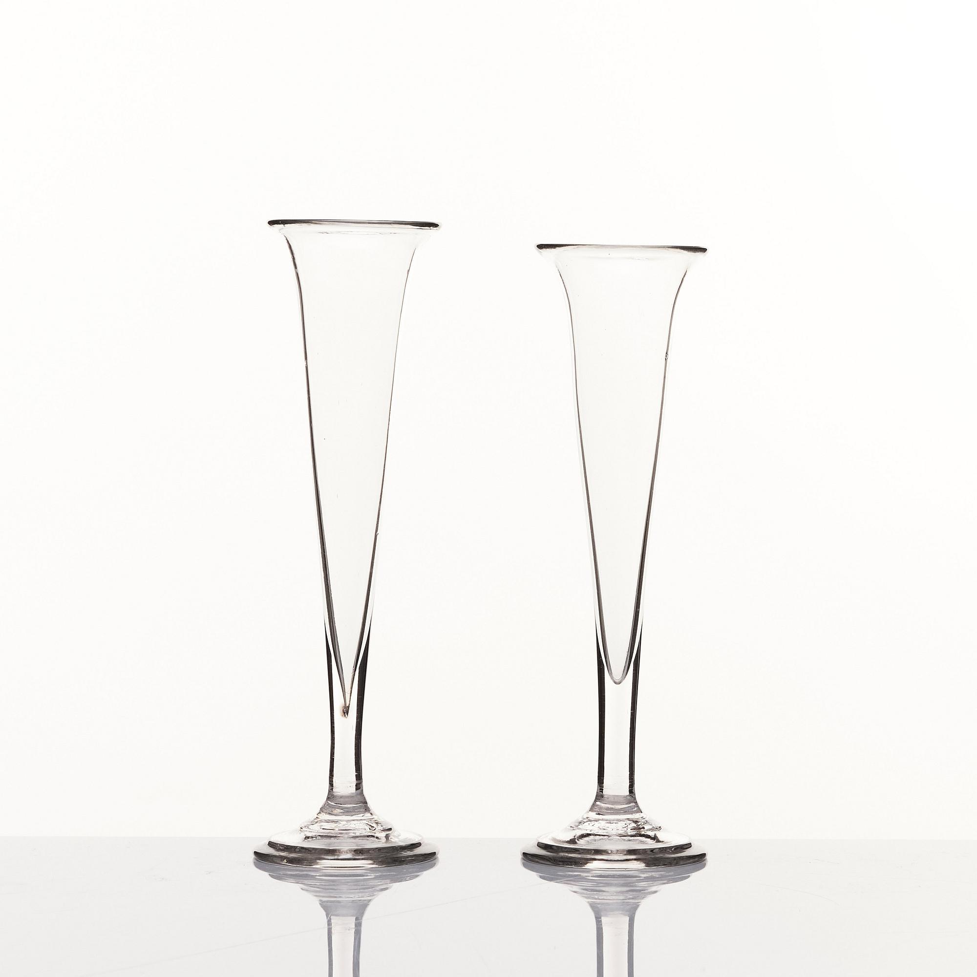 Champagnestrutar, åtta stycken, glas, 1800-tal.