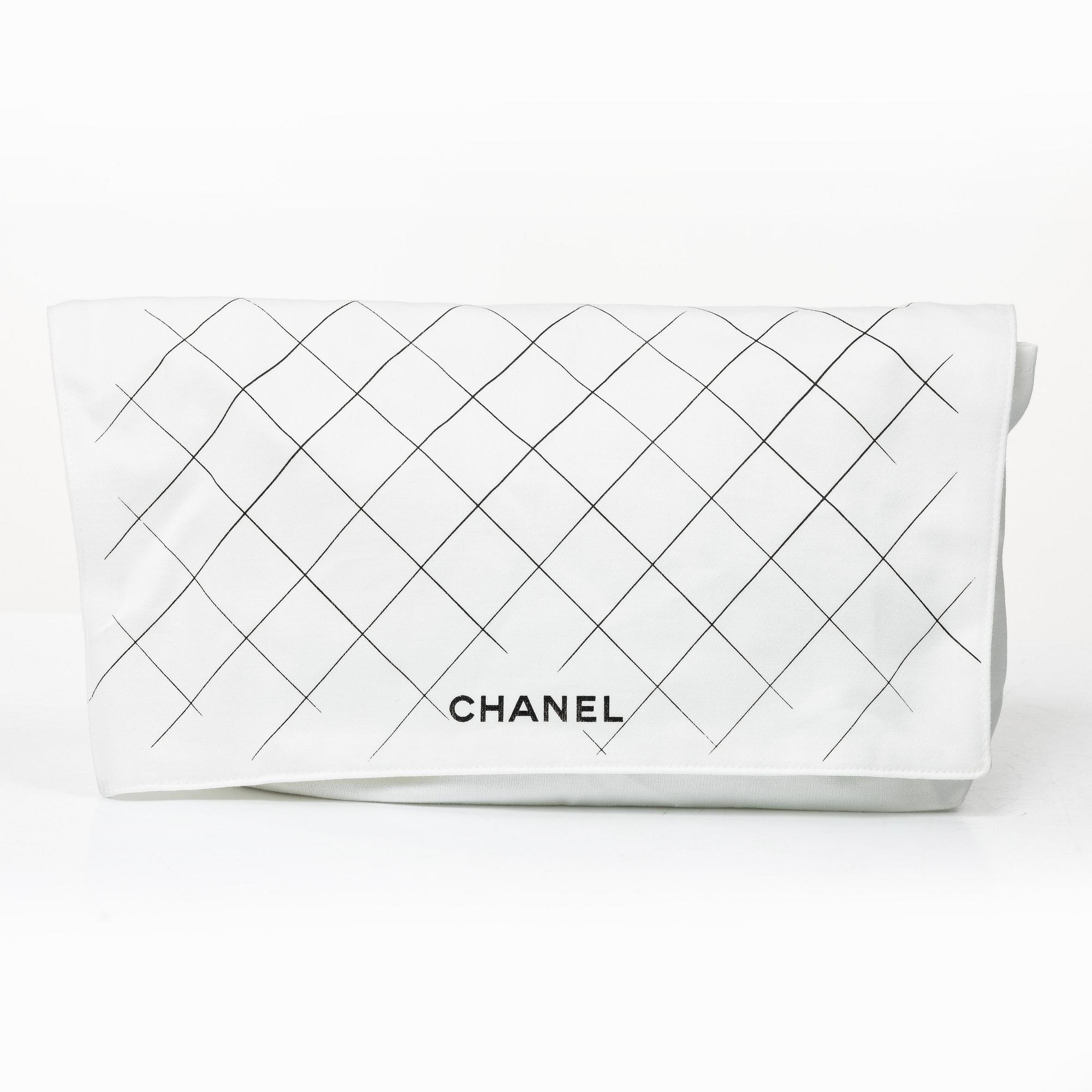 Chanel, Bag, "Vanity A Chaine", 2025.