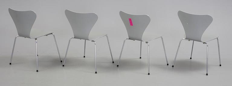 STOLAR, 4 st. "Sjuan", Arne Jacobsen, Fritz Hansen 1989.