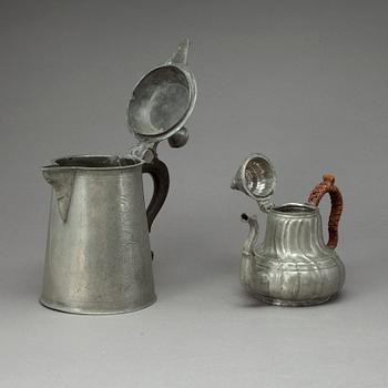 STOP, tenn, Helsingborg, 1800-tal, samt KAFFEKANNA, troligen Tjeckien, 1700-tal.