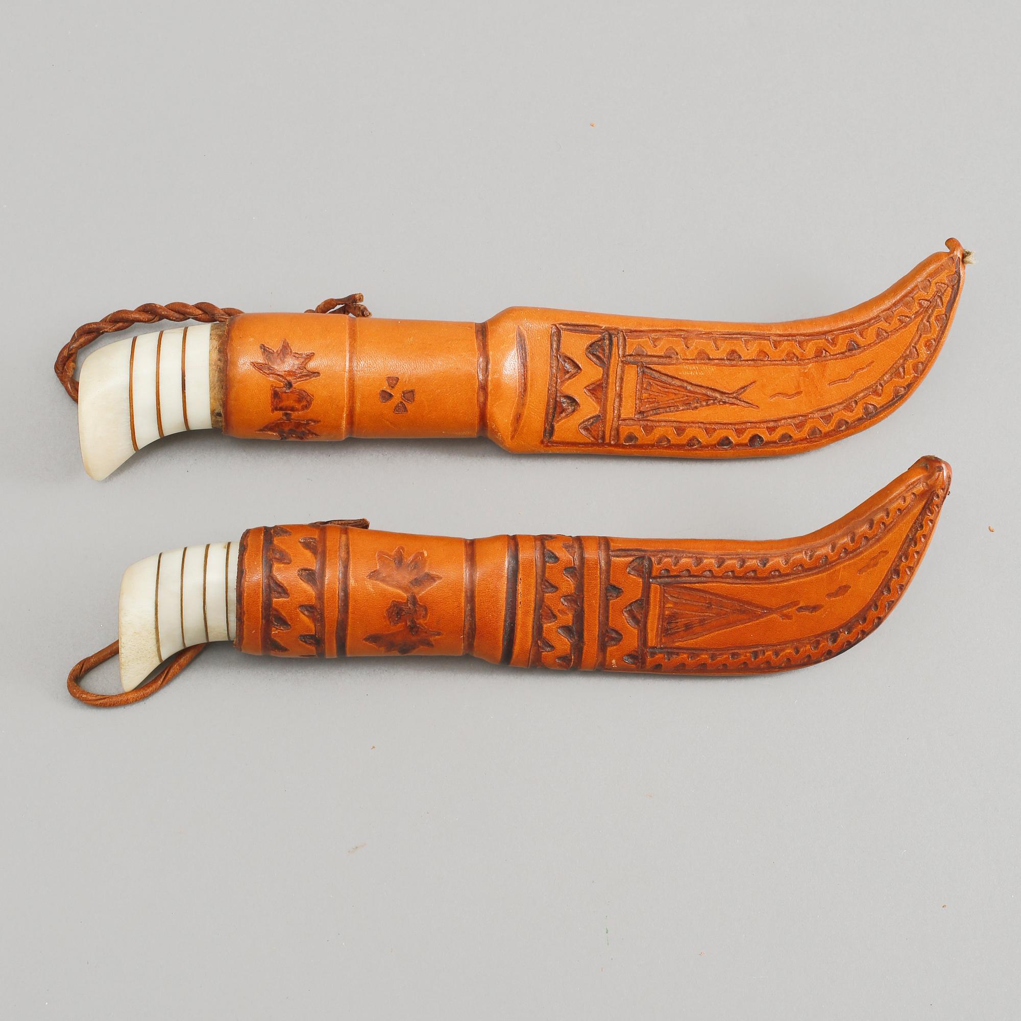 SAMEKNIVAR, 2 st, monogramsignerade E.E., 1900-tal.