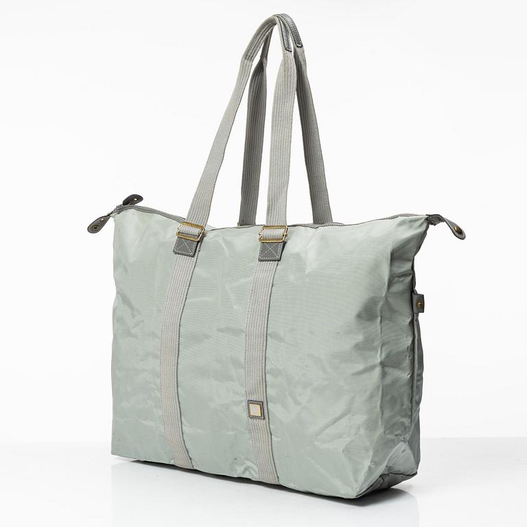 Dunhill, weekend bag with toiletry case.