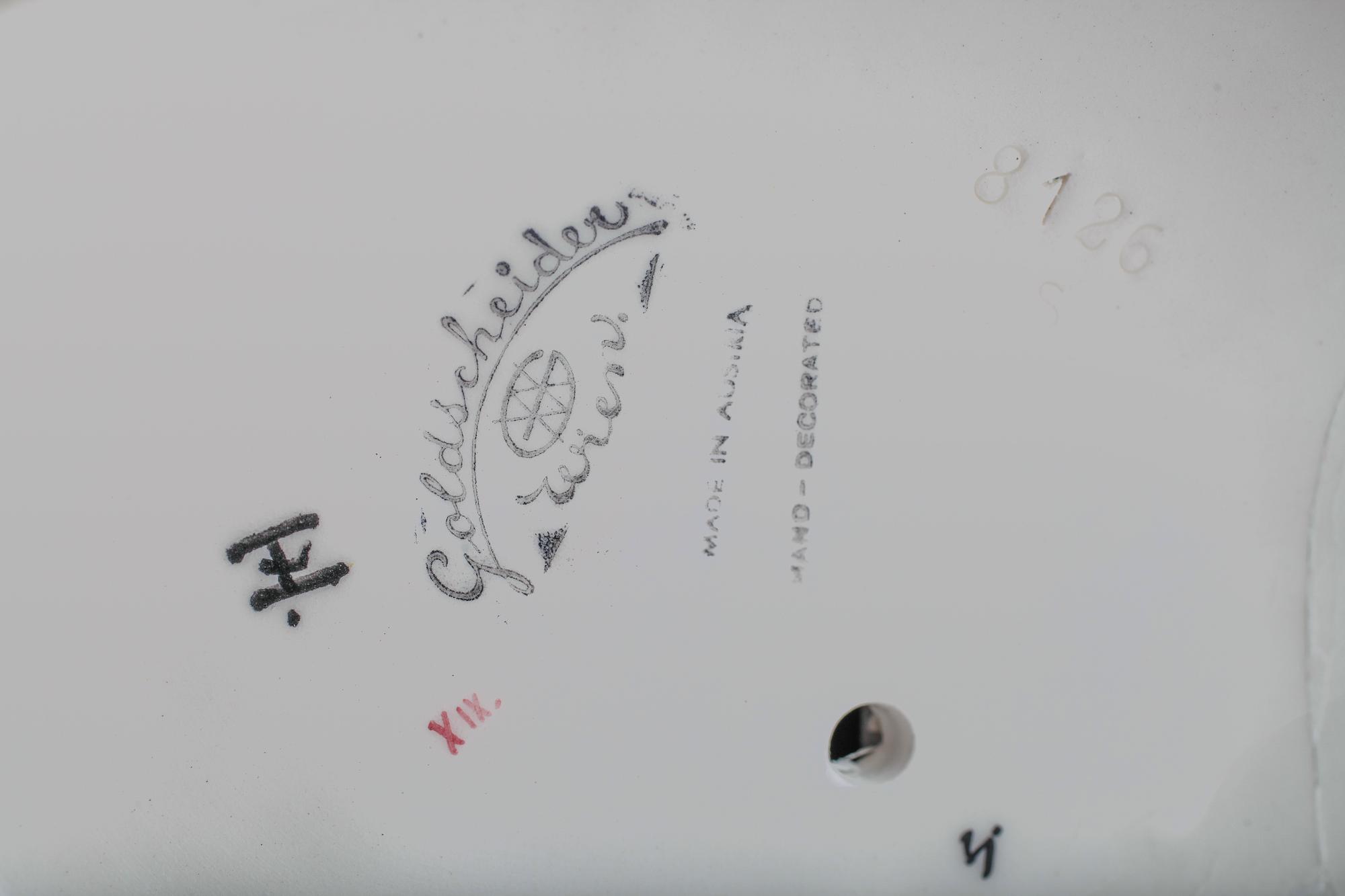 FIGUR, porslin, Goldscheider, Wien.