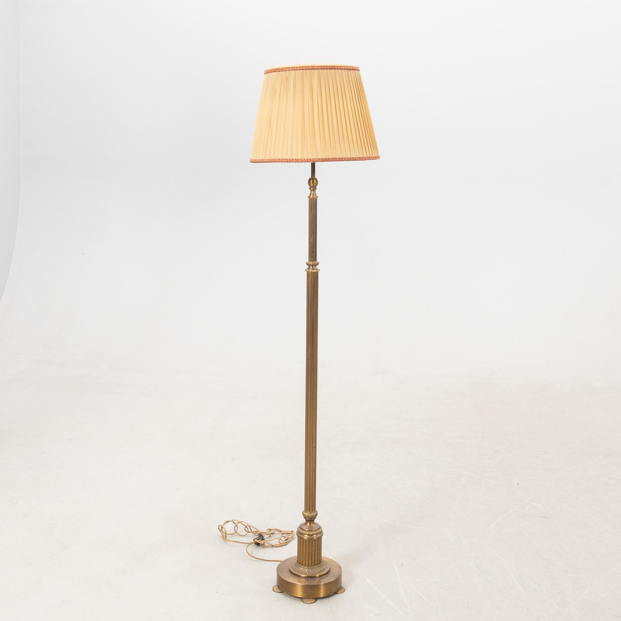 Golvlampa Empire-stil 1900-talets första hälft.
