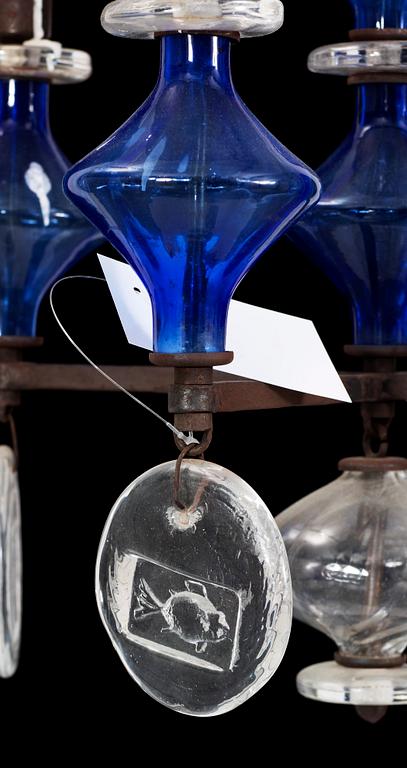 LJUSKRONA, glas, järnsmide, Erik Höglund. H 58.