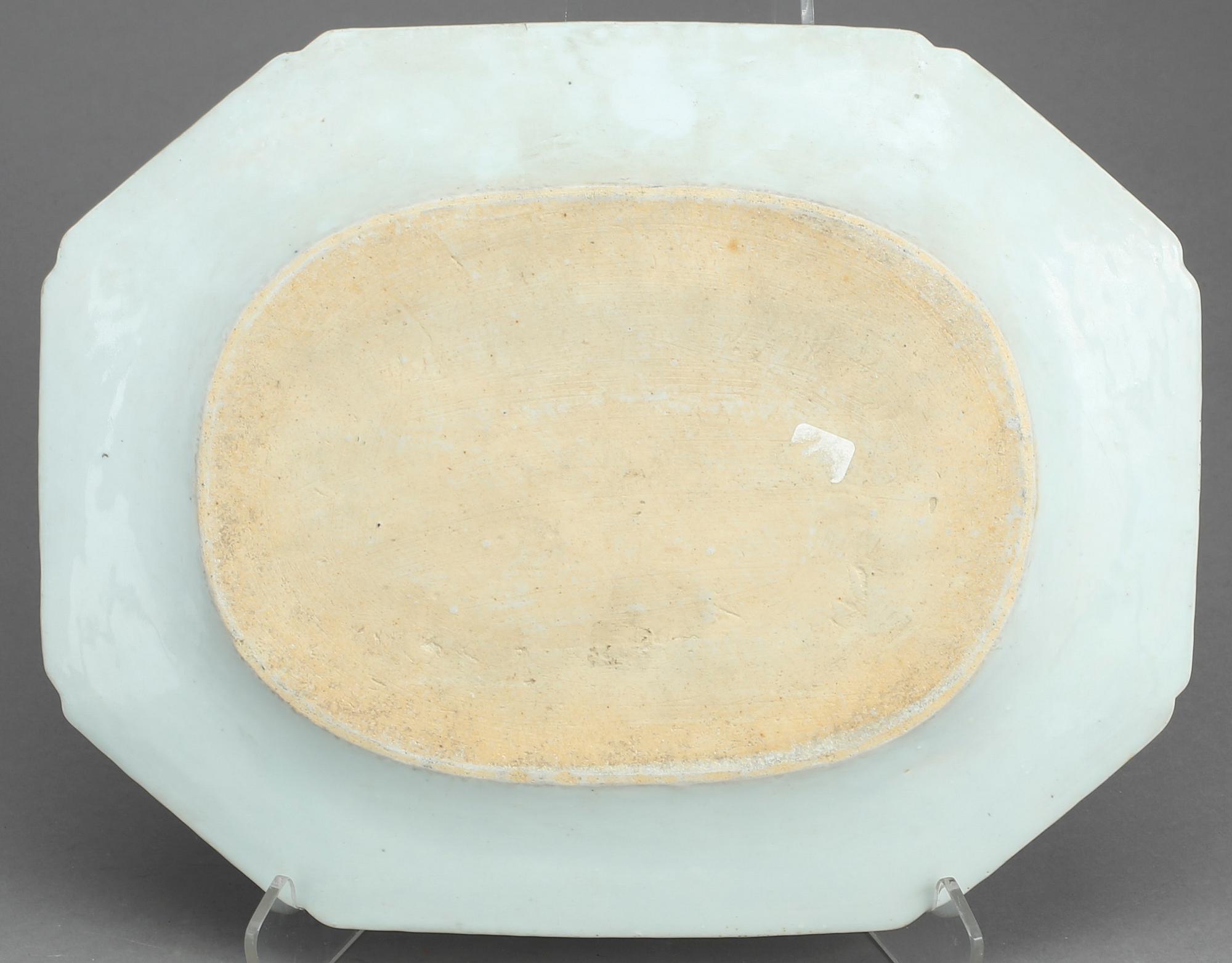 STEKFAT, porslin, Qianlong, Kina 1700-tal.