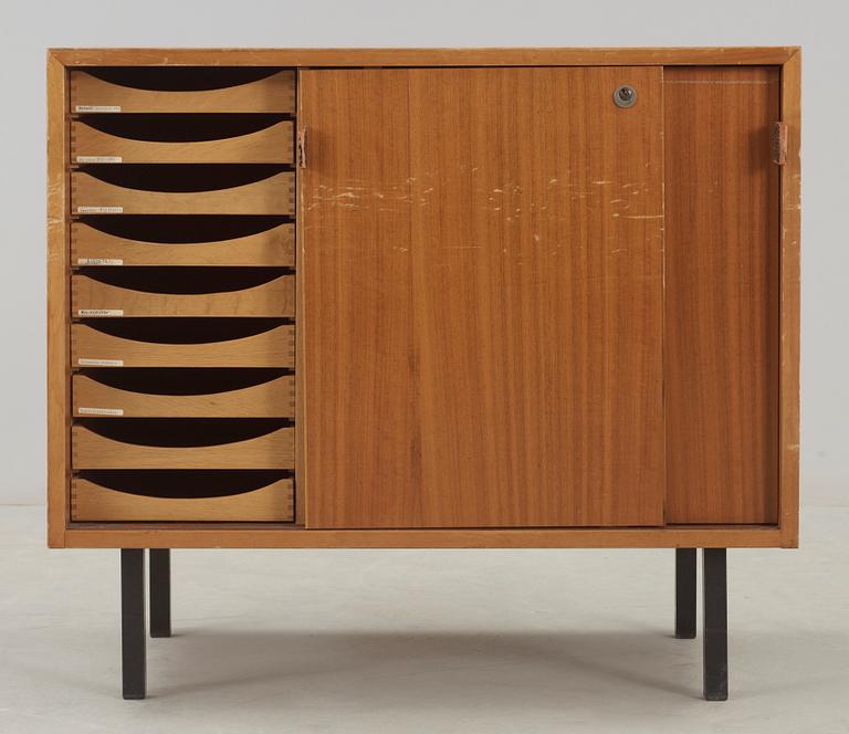 SIDEBOARD, Florence Knoll, Knoll International, licenstillverkad av NK:s verkstäder i Nyköping, 1964.