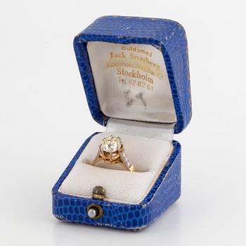 Old-cut ca 2,50 ct diamond ring.