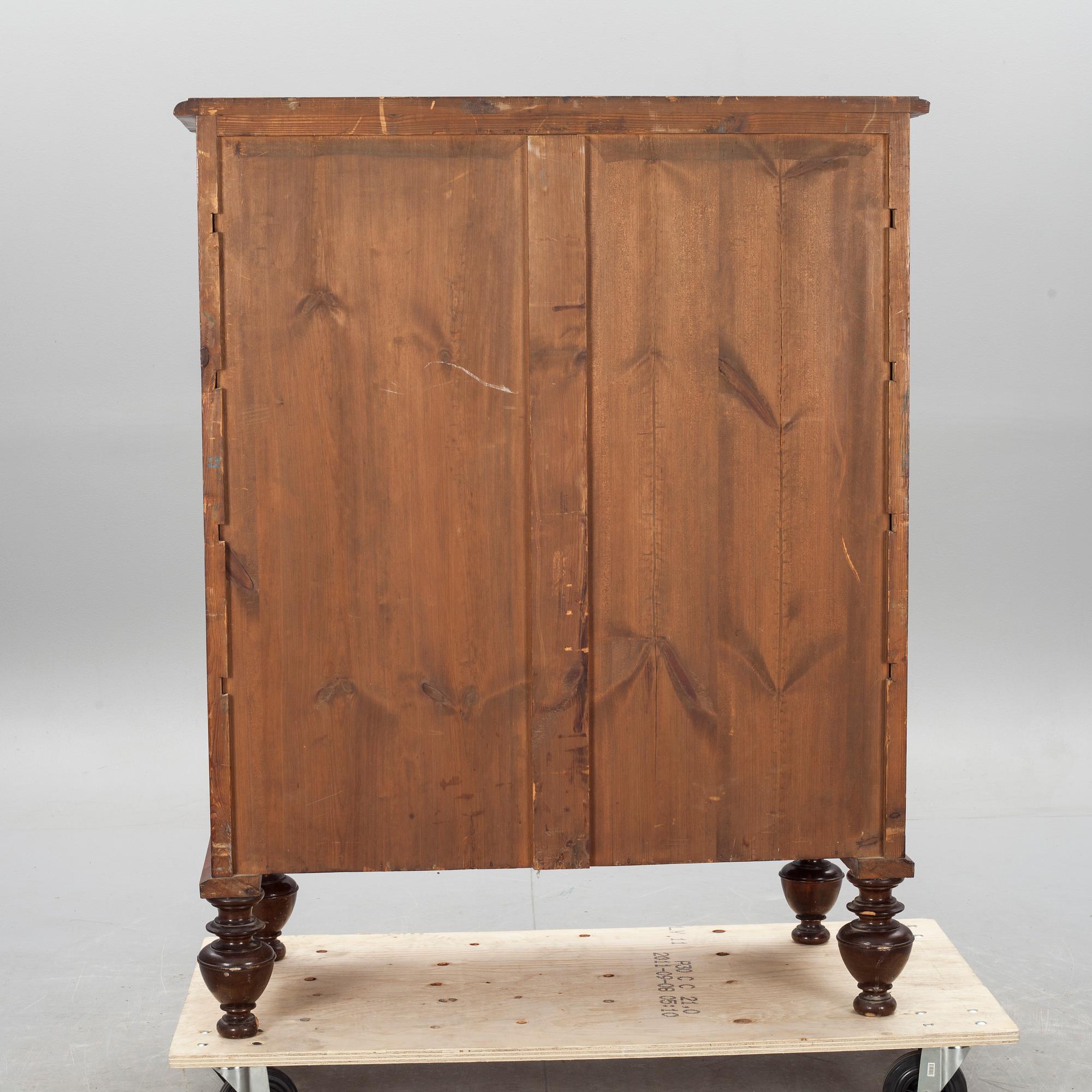 BYRÅ, nyrenässans, 1800-talets slut.