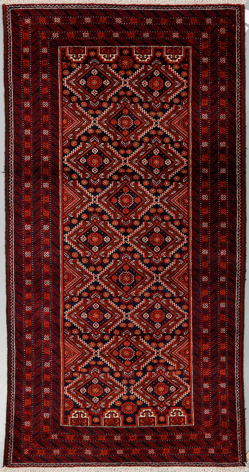 MATTA, Beludj. Ca 190 x 96 cm.
