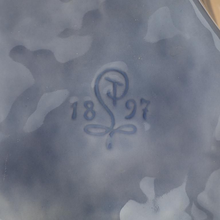 Royal Copenhagen, figurin, porslin, ”Kyssen”, Danmark, 1969-73.