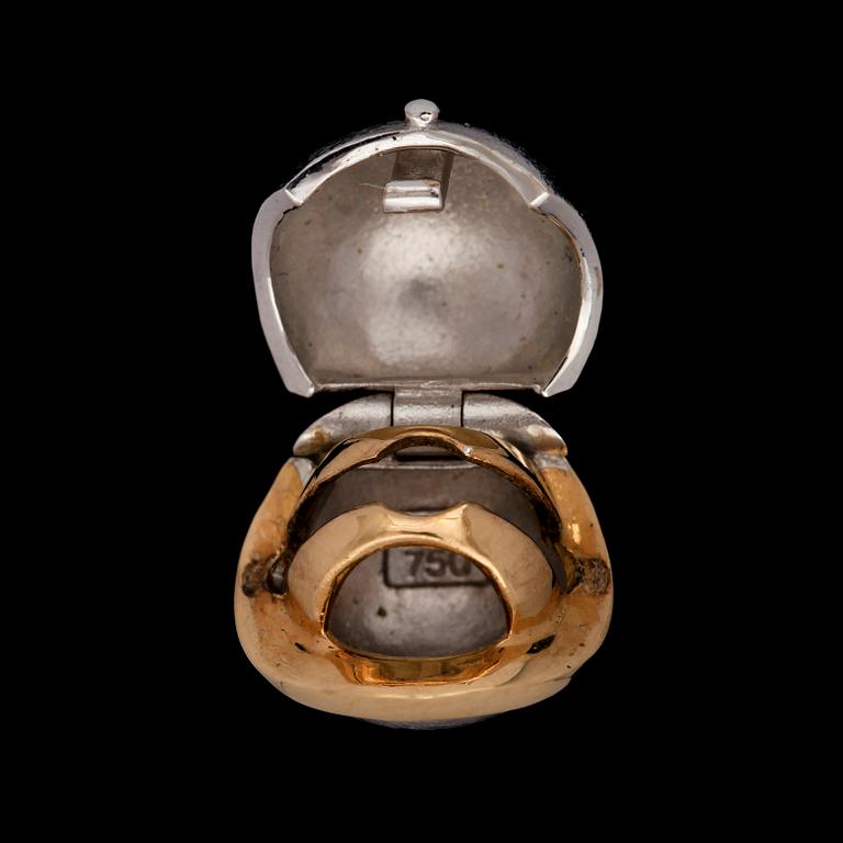 COLLIER, 3st samt lås, 18k guld samt vitguld, Ole Lynggaard, 1900-talets slut.