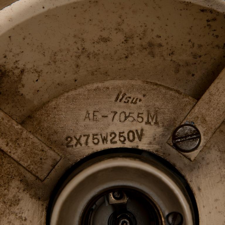 ALVAR AALTO, kattovalaisin, malli AE-7055, Itsu 1960-luku.