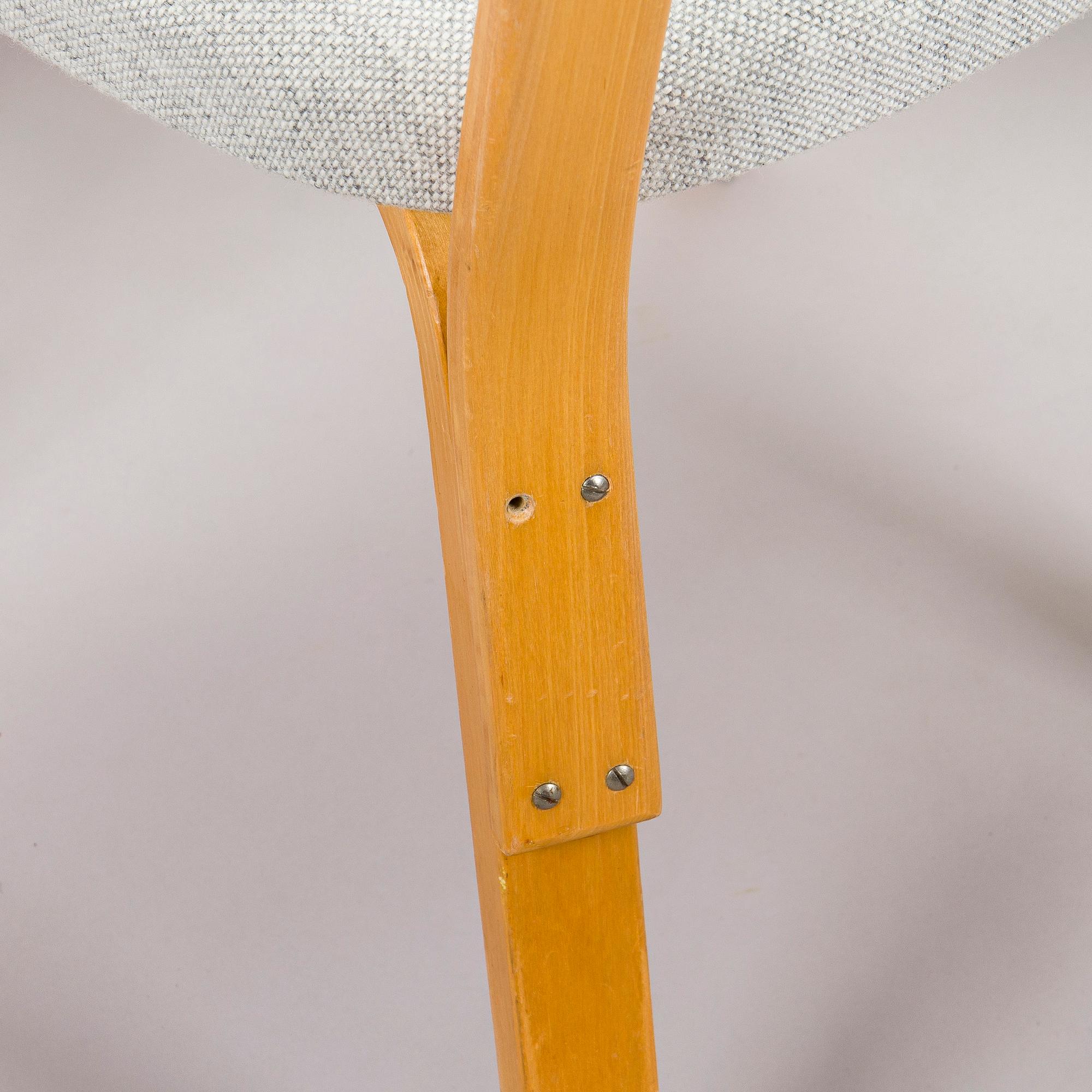 Alvar Aalto, stolar, 6 st, modell 63, O.Y. Huonekalu- ja Rakennustyötehdas A.B. 1900-talets mitt.