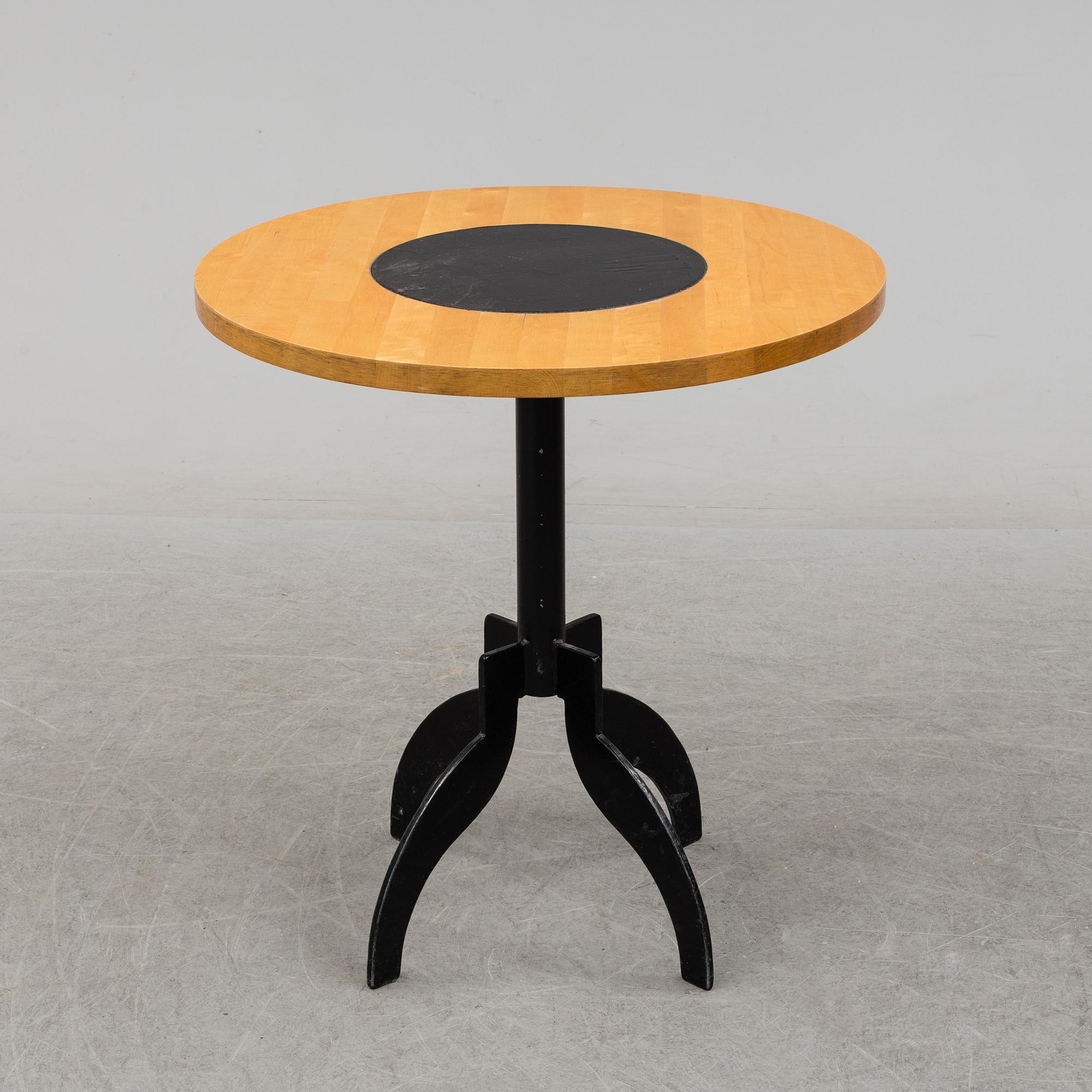 JONAS BOHLIN, bord, "Triptyk II", Källemo, Värnamo, modell formgiven 1988.