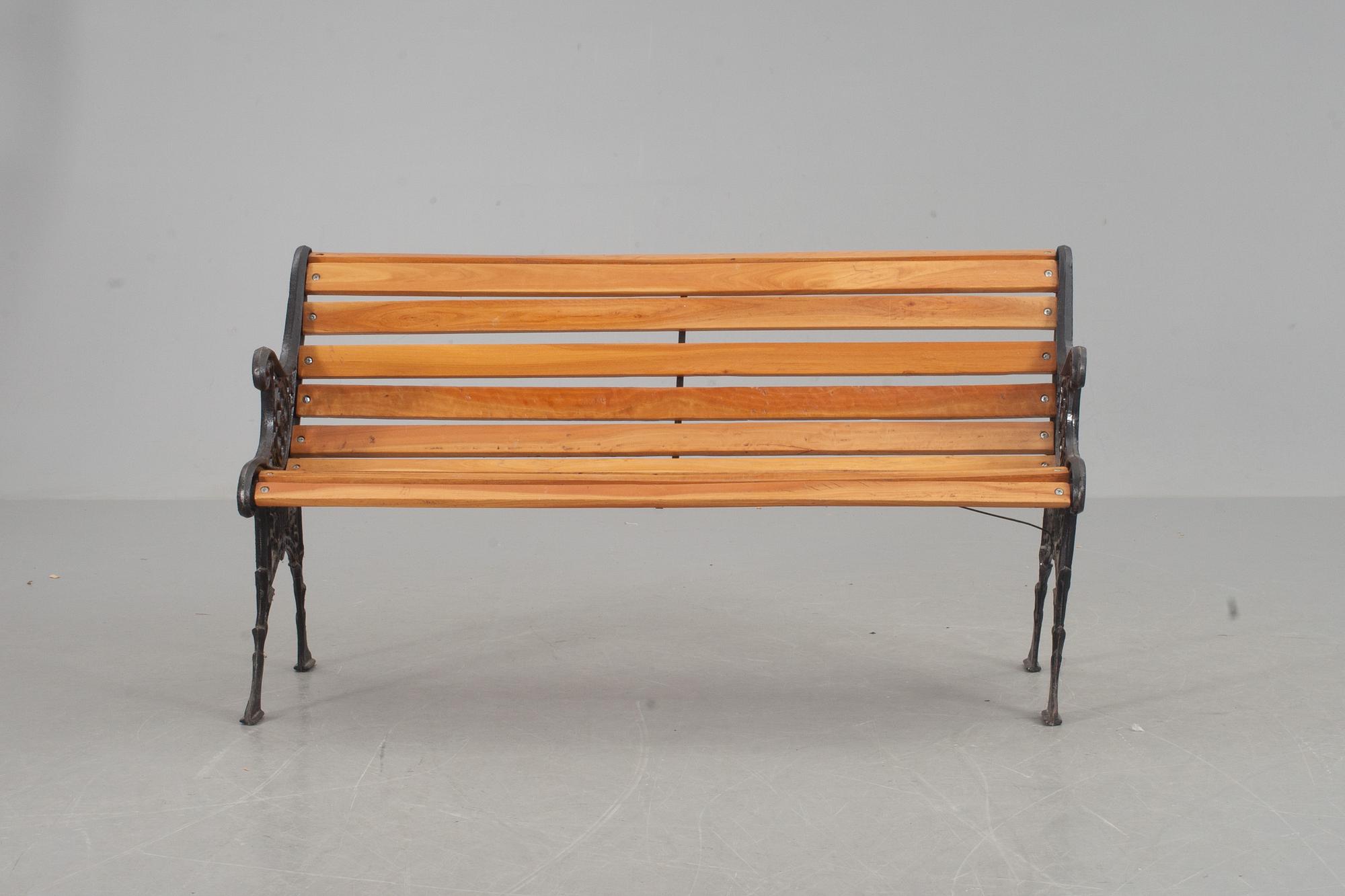 TRÄDGÅRDSSOFFA, 1900-talets andra hälft.