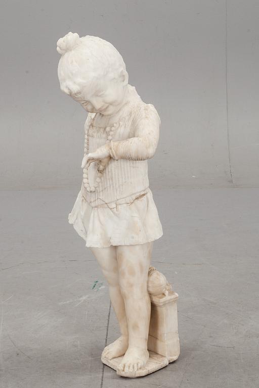 TRÄDGÅRDSSKULPTUR, alabaster. 1900-tal.
