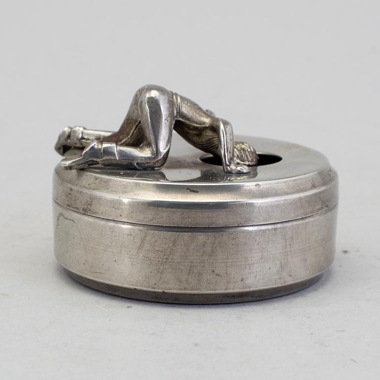 A 1930s/40s pewter box from Widerholm & Dahlberg, Eskilstuna.