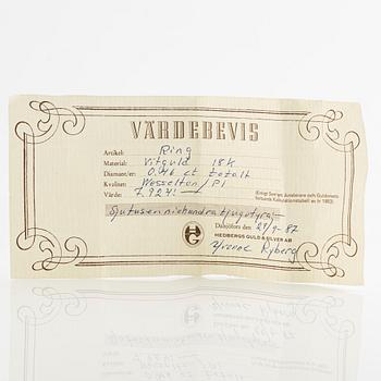 Ring 18K gold set with round brilliant and eight-cut diamonds.