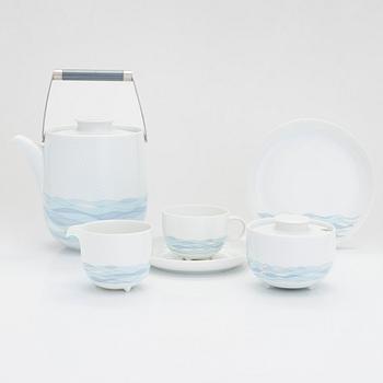 Tapio Wirkkala & Rut Bryk, a 27-piece 'Aquarius' tea/ coffee set for Rosenthal Studio-Linie, Germany 1983-84.