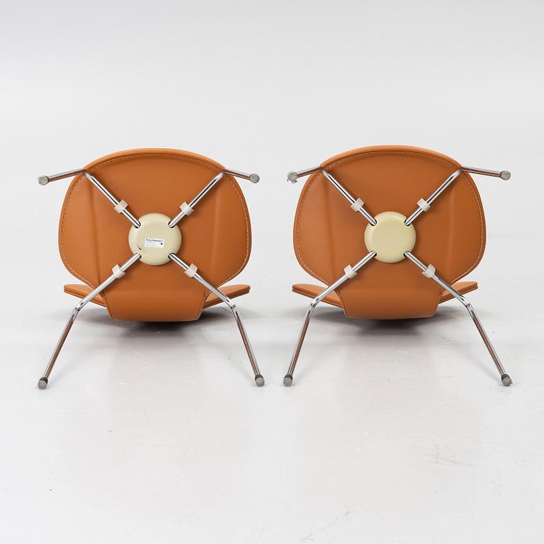 Arne Jacobsen, A set of six chairs, “Grand Prix”, Fritz Hansen.