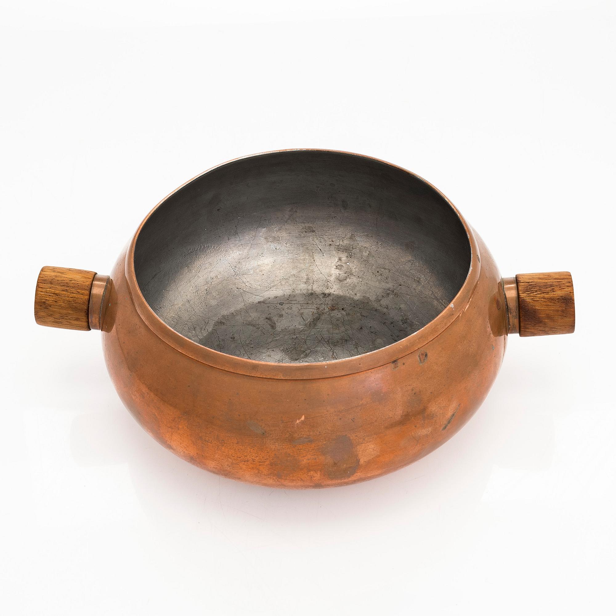 Maija Heikinheimo, a mid-20th-century copper bowl with lid, manufacturer Valaistustyö for Artek.