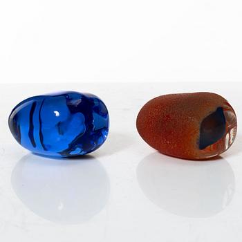 Bertil Vallien, skulpturer, 2 st, Kosta Boda.