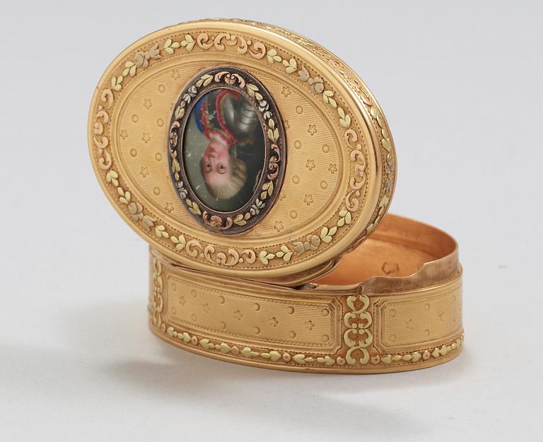 DOSA, guld en quatre couleurs 18k, Paris 1784-1788. Louis XVI.