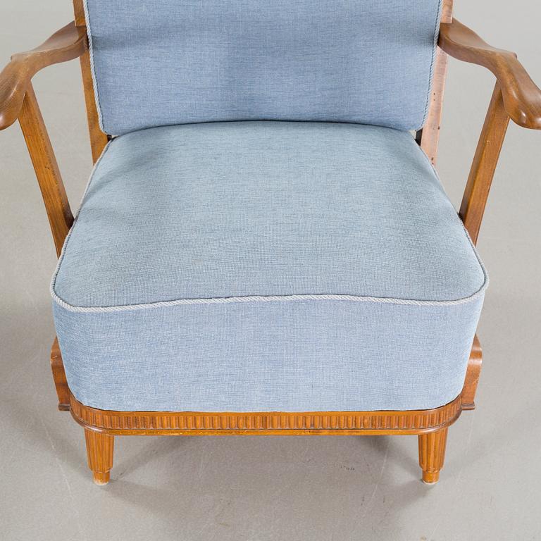 A 1940s pair of armchairs, designed by Svante Skogh for Förenade Möbler in Linköping.