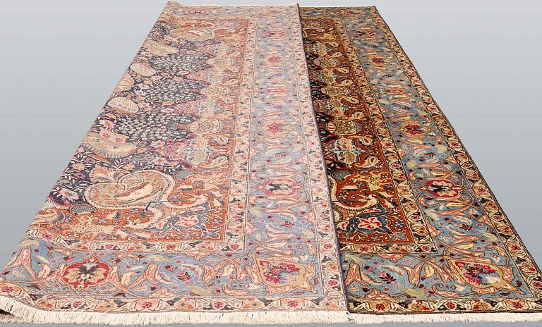 Matta, Kashmar, ca 367 x 278 cm.
