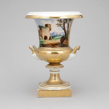 URNA, porslin, empire, 1800-talets första hälft.