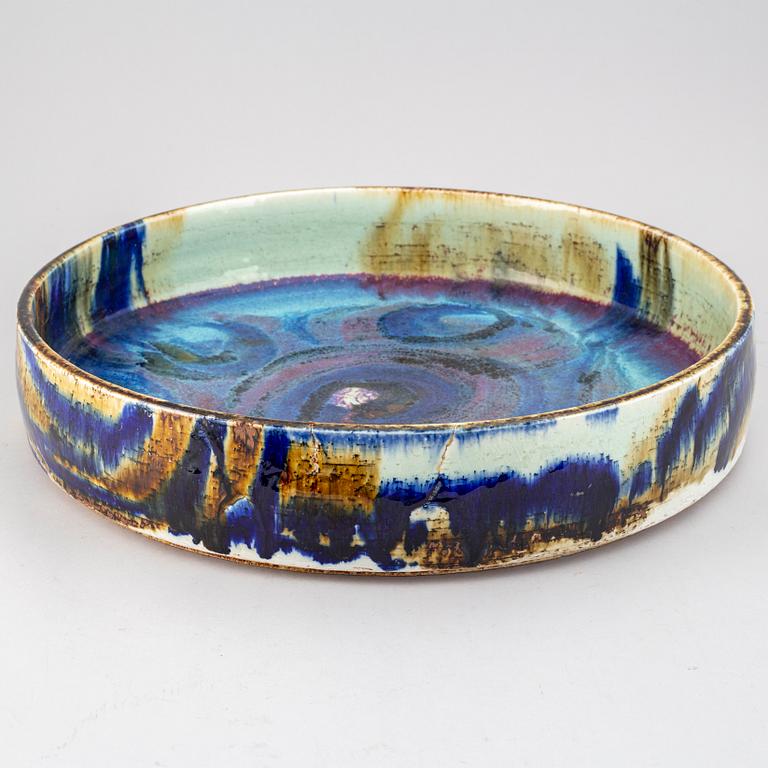 BERTIL LUNDGREN, a large stoneware bowl, Rörstrand, Sweden.