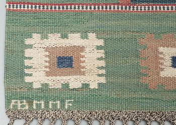 RUG. "Grön äng". Rölakan (flat weave). 240 x 171 cm. Signed AB MMF (AB Märta Måås-Fjetterström).