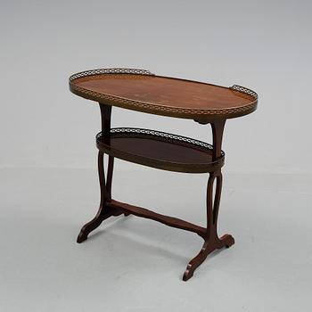 BORD, empirestil, omkring år 1900.