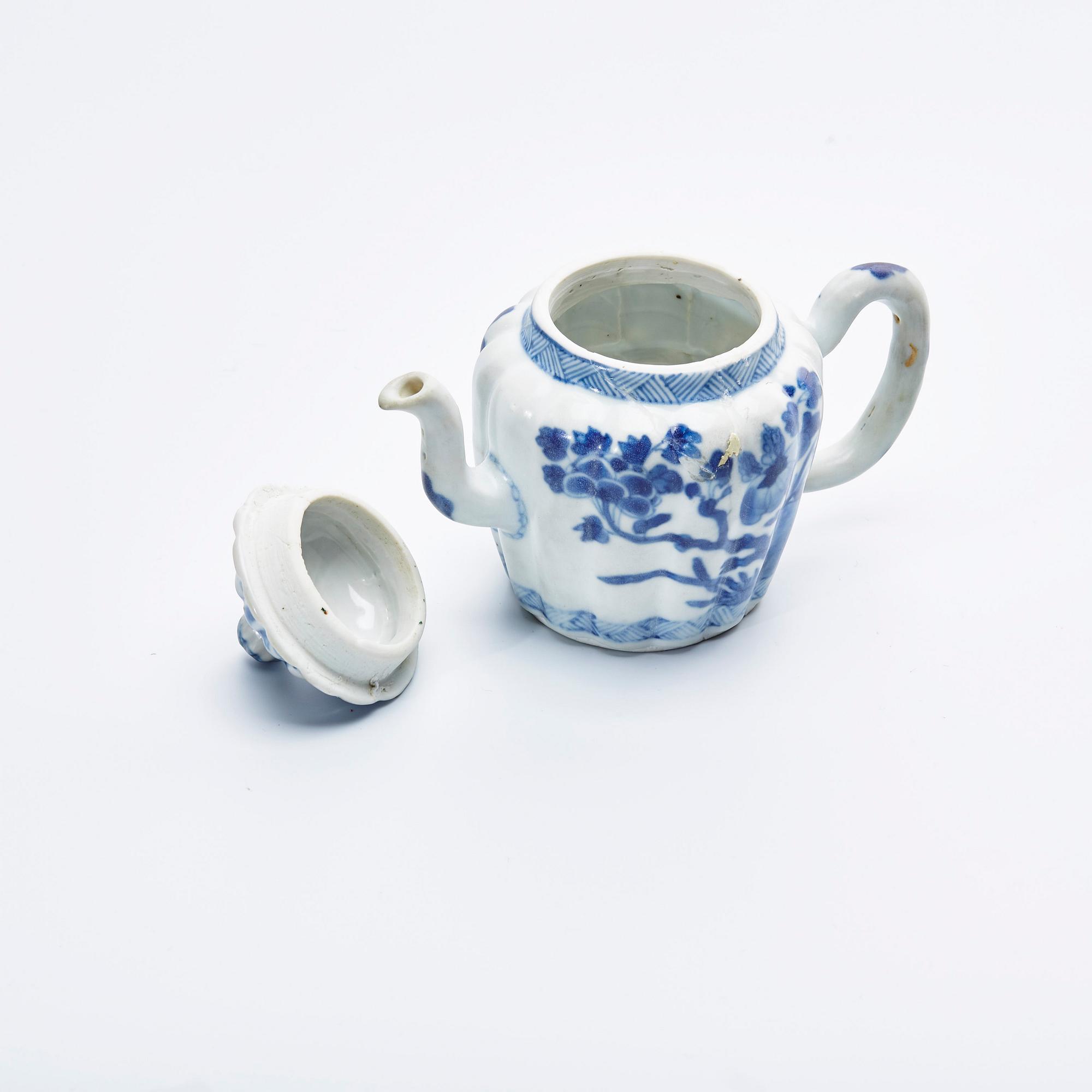 TEKANNA, porslin, Kina, Kangxi (1662-1722).
