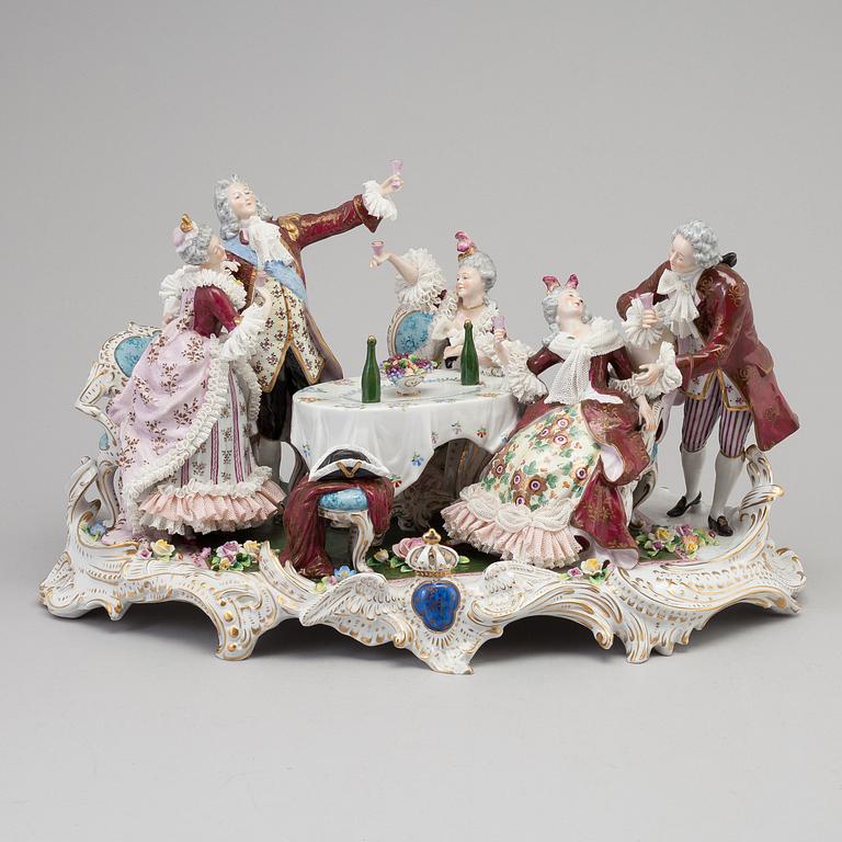 A early 20th century Sitzendorf porcelain figurine from Germany.