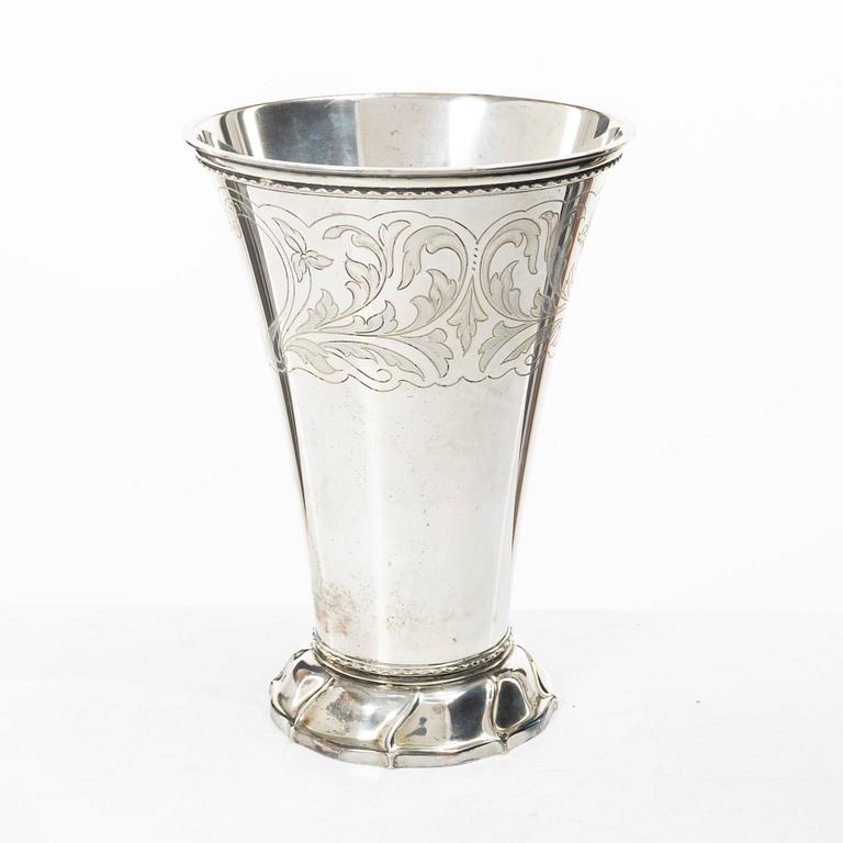 Guldsmedsaktiebolaget (GAB), A Swedish silver beaker, Stockholm 1938.