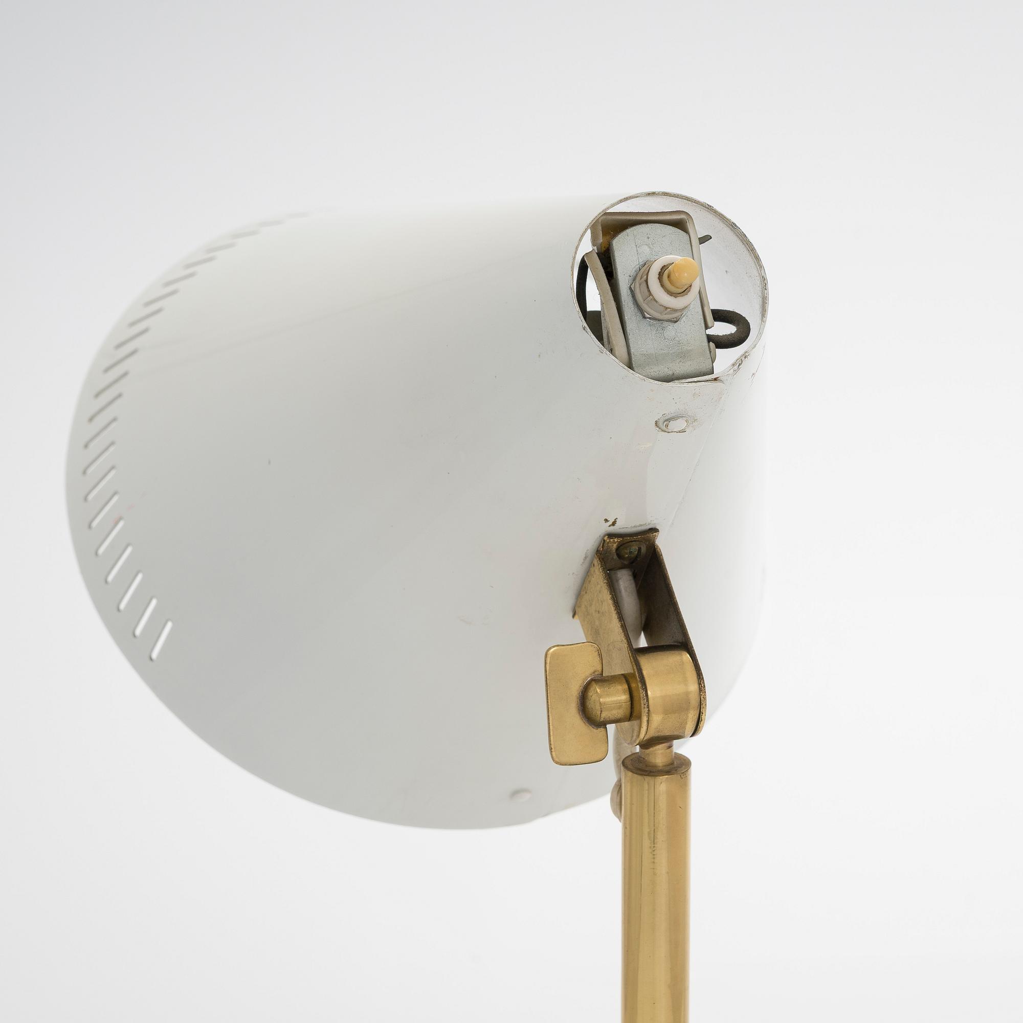 Paavo Tynell, bordslampa, modell 9222, Idman, 1900-talets mitt.