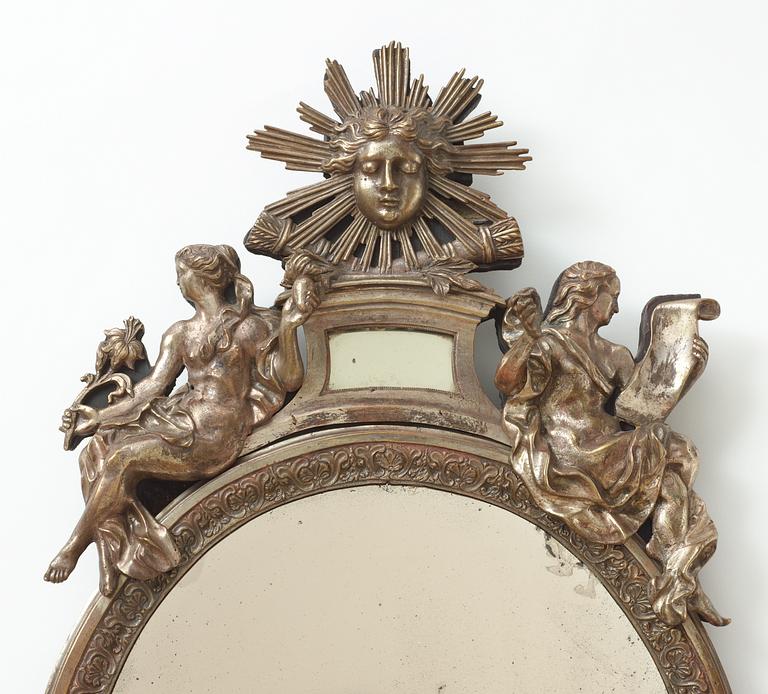 A pair of late Baroque circa 1720 argent haché girandole mirrors, Burchard Precht's workshop.