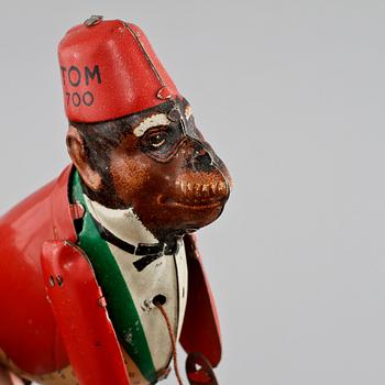 PARTI LEKSAKER, 3 st, delvis plåt, omkring 1900-talets mitt.