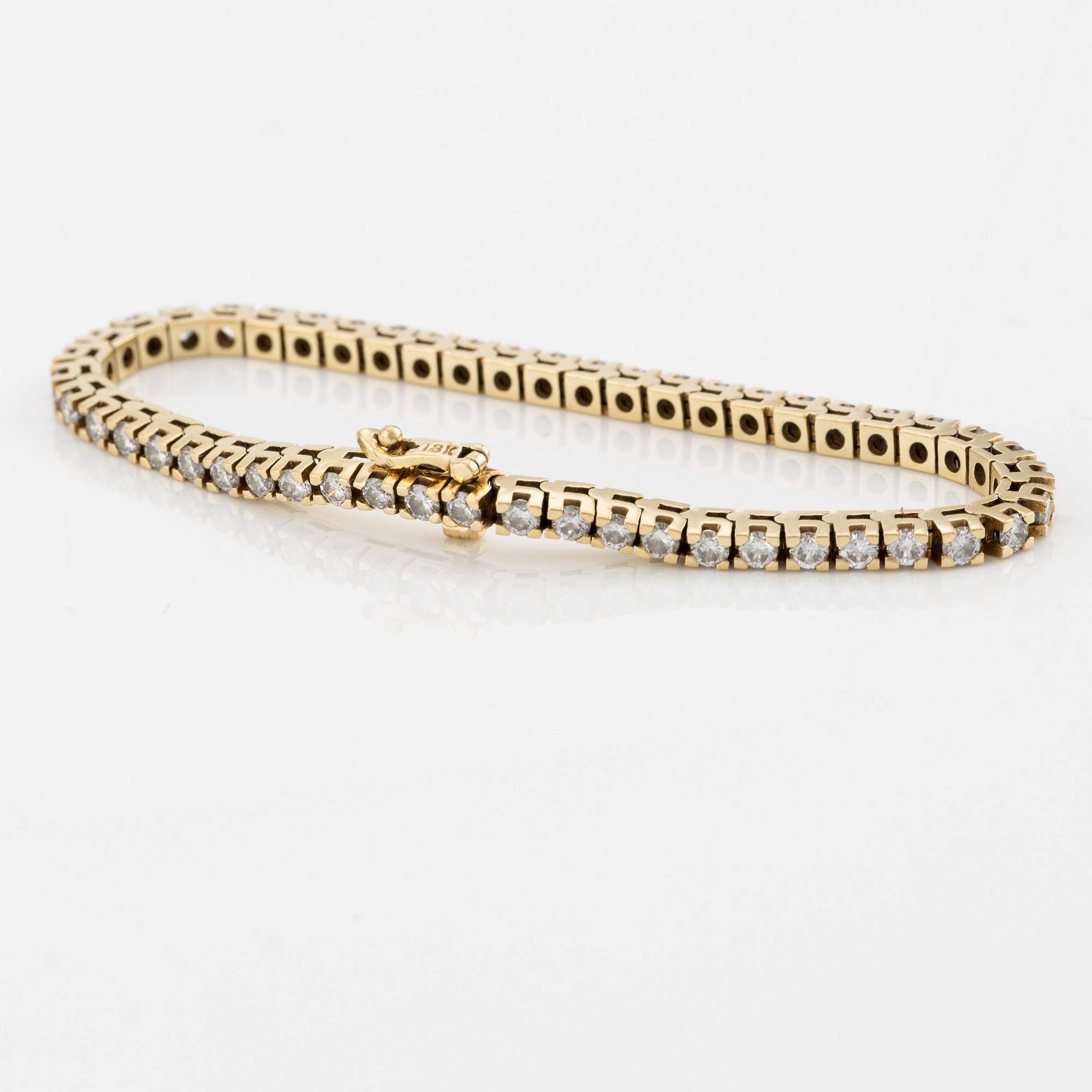 Tennis bracelet, 18K gold with brilliant-cut diamonds.