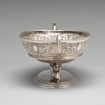 An Empire-style silver Jardiniere, Hanau pseudo marks late 19th / early 20th century, probable.