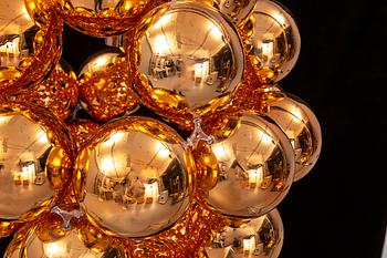 WINNIE LUI, taklampa, "Beads Penta, Innermost.