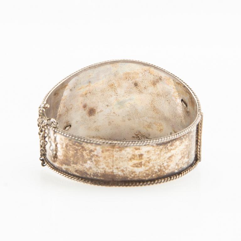 Bracelet of silver and faceted glass, second half of the 19th century.