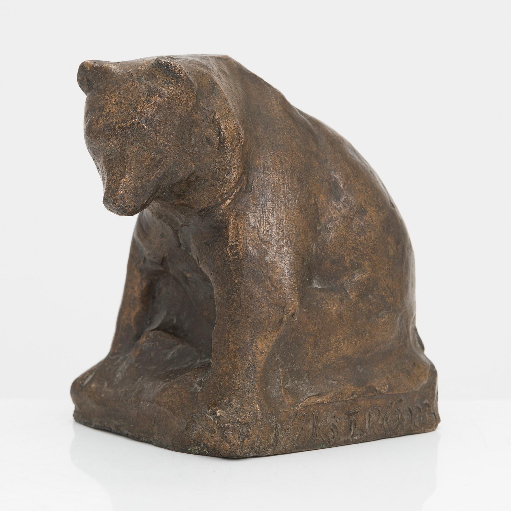 Emil Wikström, Björn.