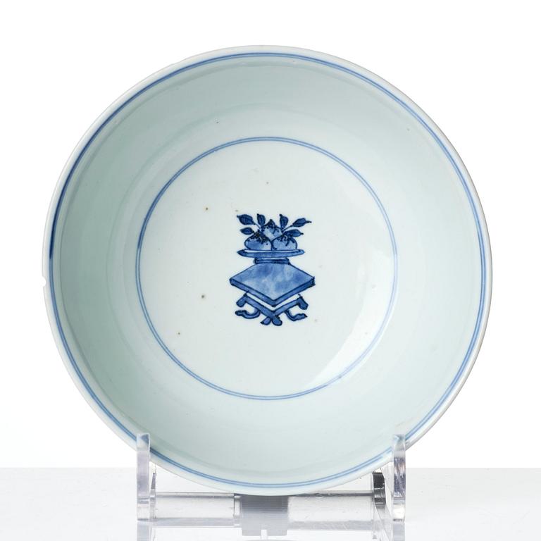 A blue and white 'Immortals' bowl, Qing dynasty, Qianlong (1736-95).